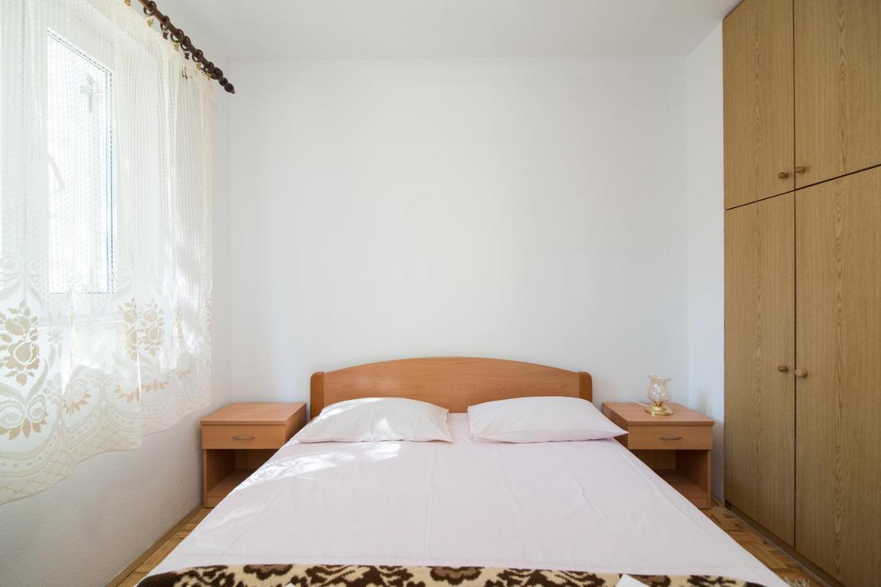 Apartments Pinija Supetar Luaran gambar