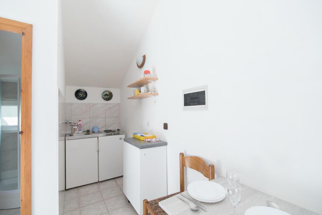 Apartments Pinija Supetar Luaran gambar