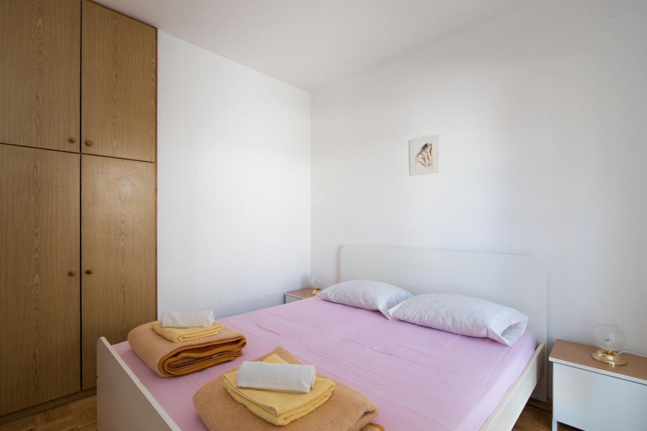 Apartments Pinija Supetar Luaran gambar