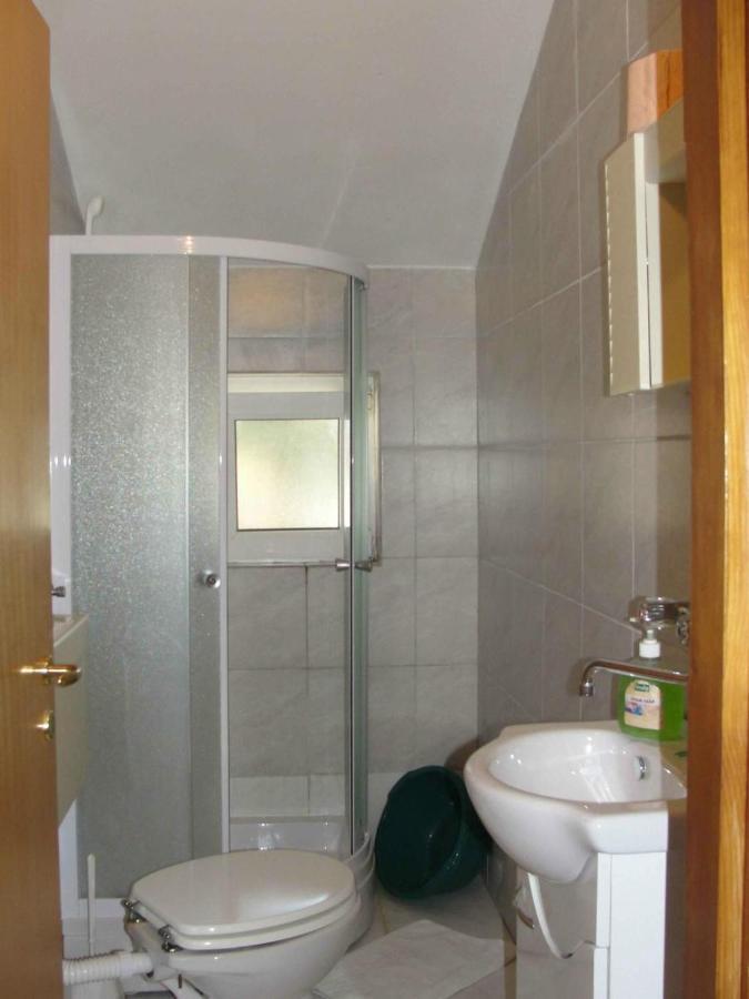 Apartments Pinija Supetar Luaran gambar